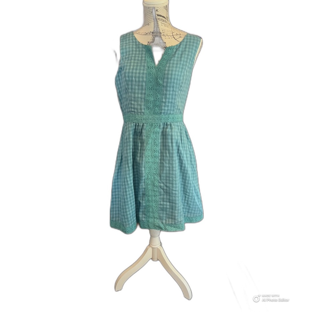 Doe & Rae Vibrant Blue Dress